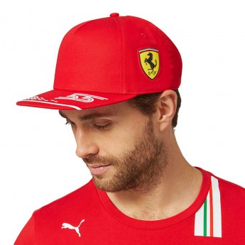 Ferrari čepice flat kšiltovka Carlos Sainz F1 Team 2021