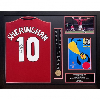 Legendy zarámovaný dres Manchester United FC Sheringham Signed Shirt & Medal (Framed)