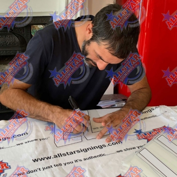 Legendy zarámovaný dres Arsenal FC Pires Signed Shirt