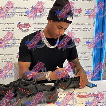 Legendy zarámovaná kopačka Manchester United FC Rashford Signed Boot (Framed)