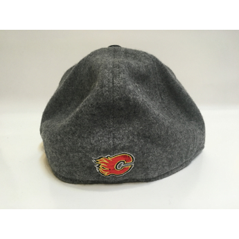 Calgary Flames čepice flat kšiltovka Varsity Flex Hat