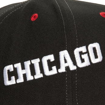 Chicago Blackhawks čepice flat kšiltovka Overbite Pro Snapback