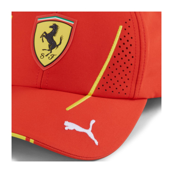 Ferrari dětská čepice baseballová kšiltovka Driver Sainz red F1 Team 2024
