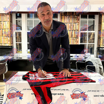 Legendy zarámované dresy AC Milan 1988 Gullit & Van Basten Signed Shirts (Dual Framed)