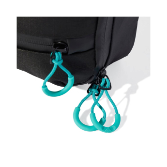 Mercedes AMG Petronas taštička Sling F1 Team 2025