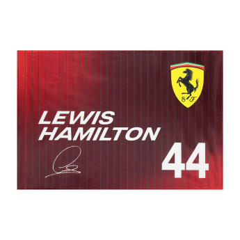 Ferrari vlajka Lewis Hamilton F1 Team 2025