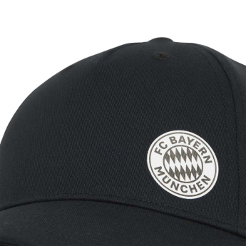 Bayern Mnichov dětská čepice baseballová kšiltovka Essentials black