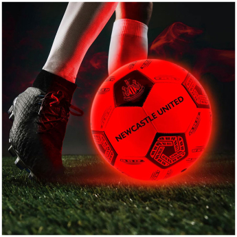 Newcastle United míč LED Glow Football
