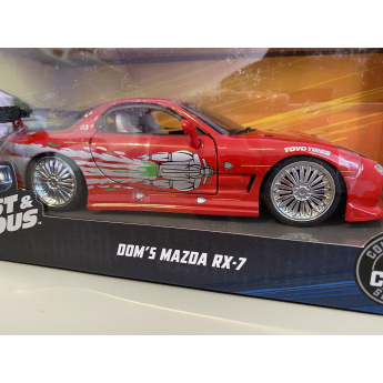 Modely aut a motorek model 1/24 Fast & Furious Mazda RX-7 - Dom s