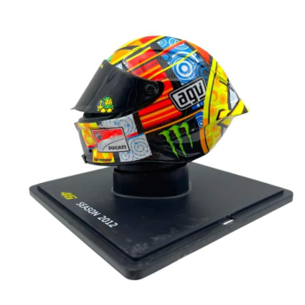 Modely aut a motorek model přilby 1:5 MotoGP Valentino Rossi Ducati 2012