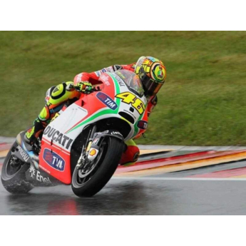 Modely aut a motorek model přilby 1:5 MotoGP Valentino Rossi Ducati 2012
