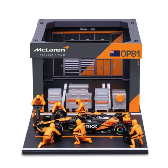 Modely aut a motorek model 1/43 McLaren F1 Oscar Piastri with a model of the box