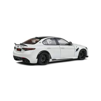 Modely aut a motorek model 1/18 Alfa Romeo Giulia GTA Trofeo white