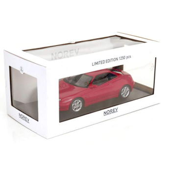 Modely aut a motorek model 1/18 GTV 1999 red