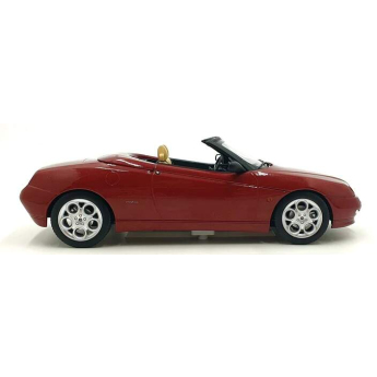 Modely aut a motorek model 1/18 Alfa Romeo Spider 1999 red