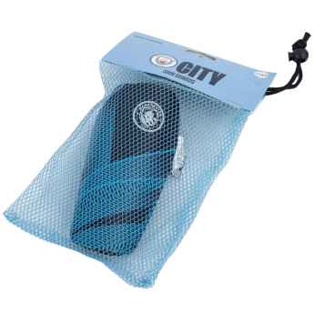 Manchester City dětské fotbalové chrániče Fuse Shin Pads Youths 10 to 12 years