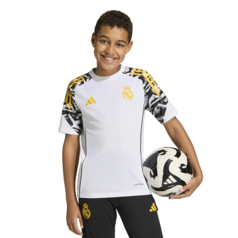 Real Madrid dětský fotbalový dres Avengers white