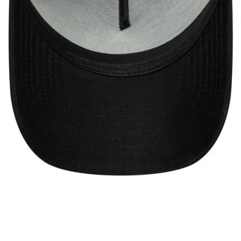 FC Liverpool čepice baseballová kšiltovka 9forty Trucker black